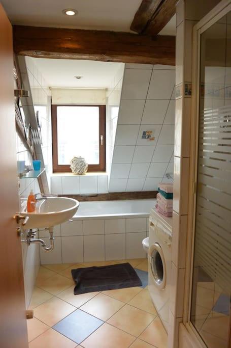 Apartment S10 In Bester Lage Stilvoll Im Zentrum Von Bayreuth Mit Klimaanlage Und Parkplatz Εξωτερικό φωτογραφία